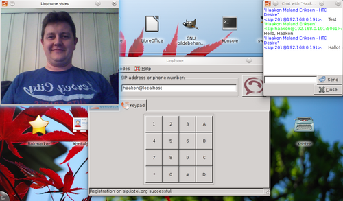  [Netbook
desktop with Linphone running] 